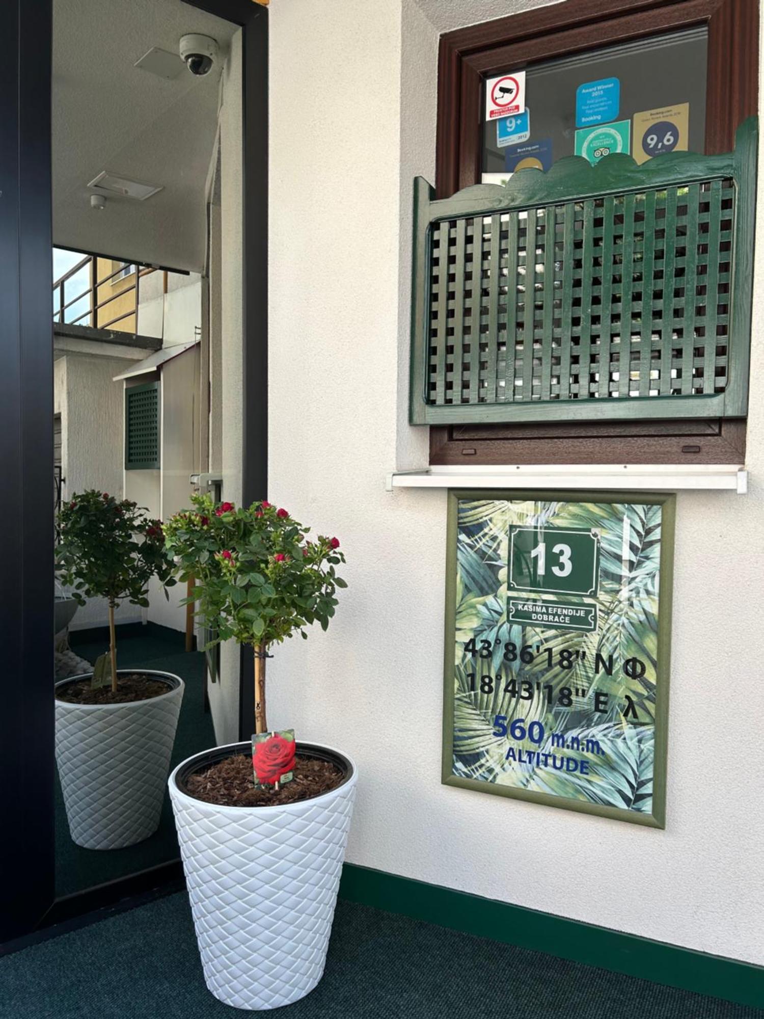 Halvat Guesthouse SJJ Buitenkant foto